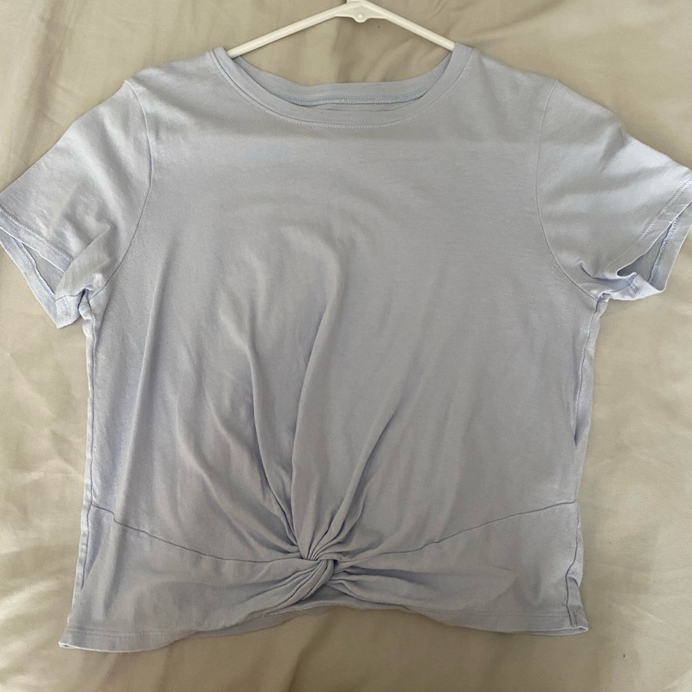 Hollister cross front cropped top